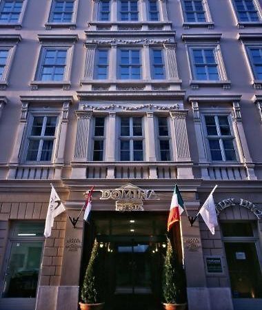 Domina Inn Fiesta - Budapesta Exterior foto