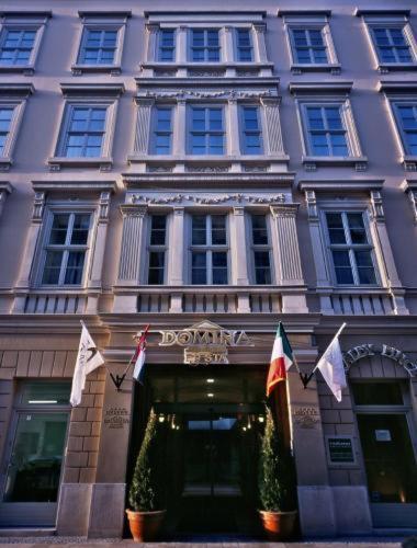 Domina Inn Fiesta - Budapesta Exterior foto